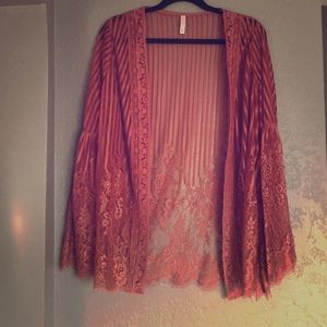 Lace kimono